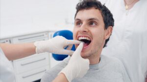 dental veneers in Olathe